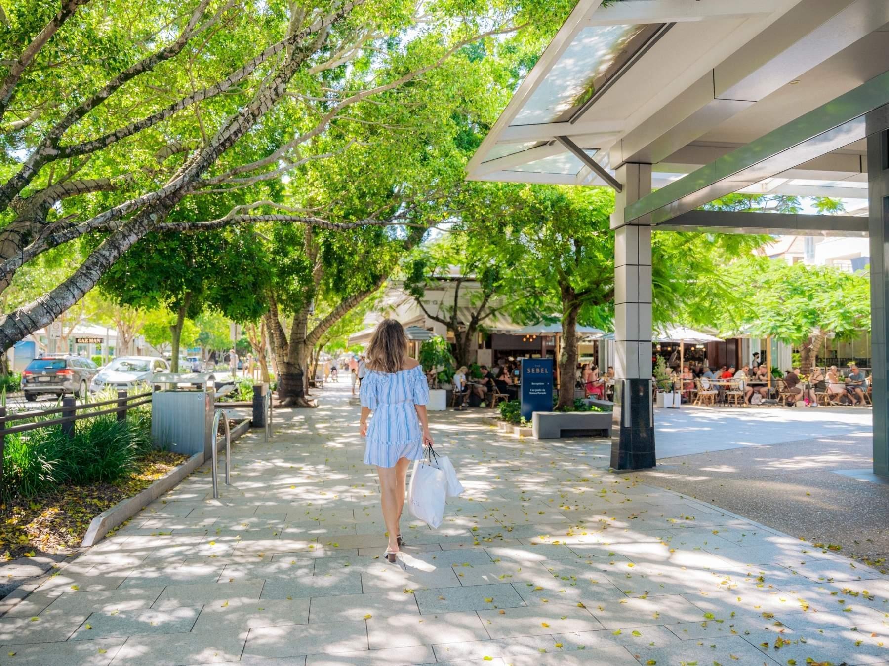 Visit Noosa Hastings Street